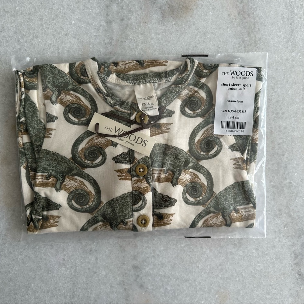 NWT kate Quinn chameleon short sleeve sport Union suit